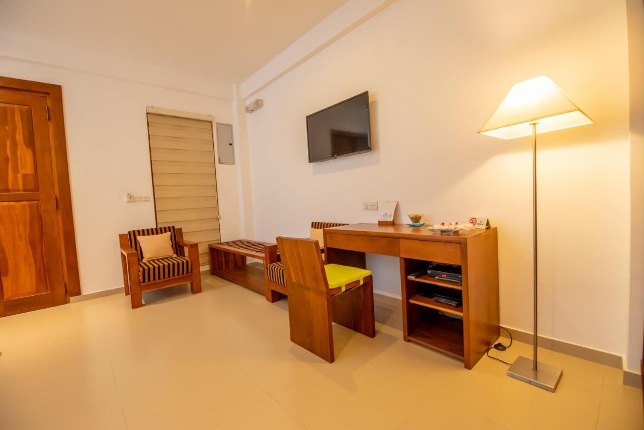 The Residence Hikkaduwa Esterno foto